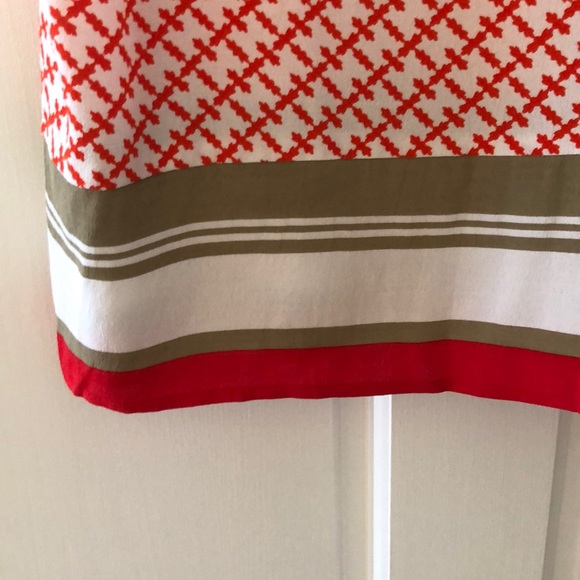 EUC Banana republic sleeveless blouse.  Size M. - Picture 5 of 5